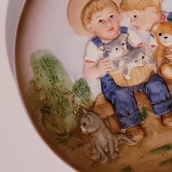 Wall Decor Adorable 3d Collectors Plate Poshmark